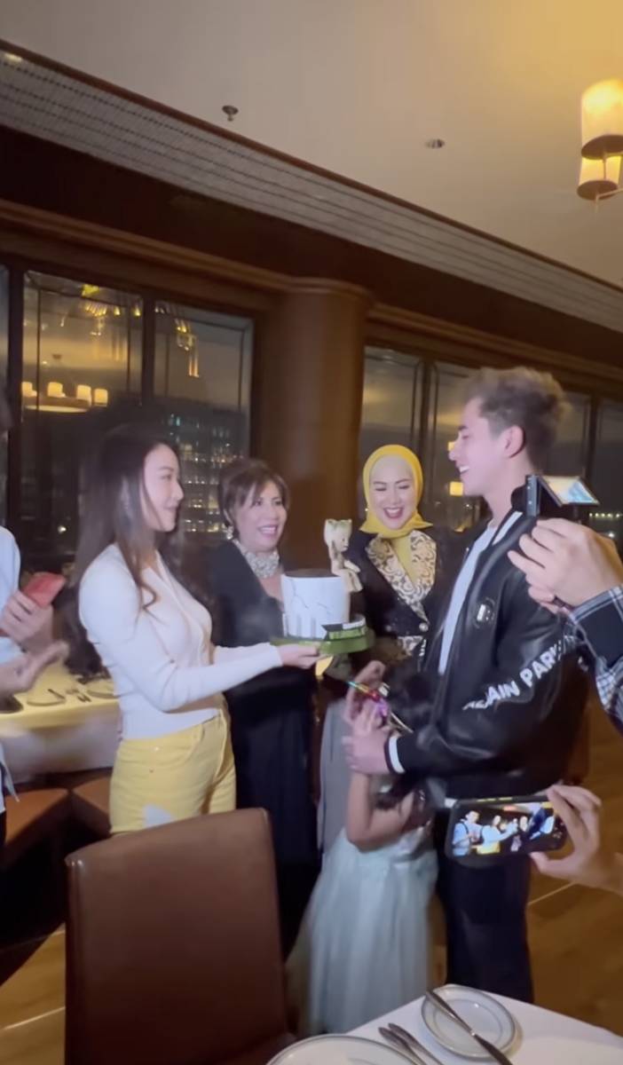 momen pesta ulang tahun Verrel Bramasta (instagram.com/bramastavrl)