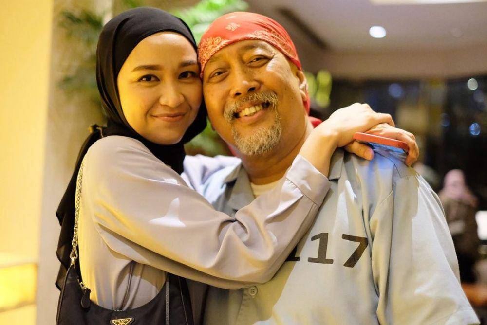 Indro Warkop dan buah hati (instagram.com/hada9)
