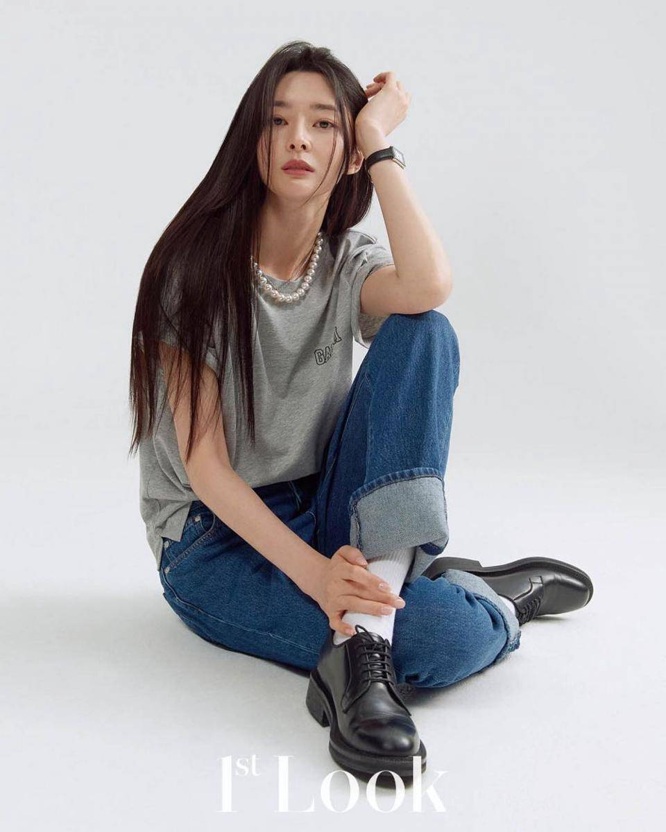Kwon Nara (instagram.com/hv_nara)