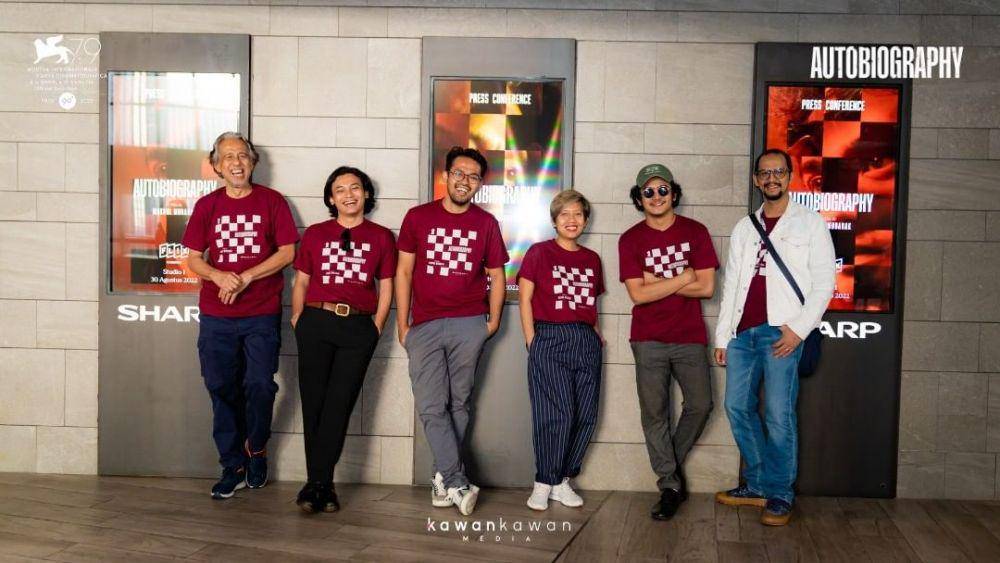 potret kru dan pemain saat konferensi pers film Autobiography (instagram.com/kawankawanmedia)