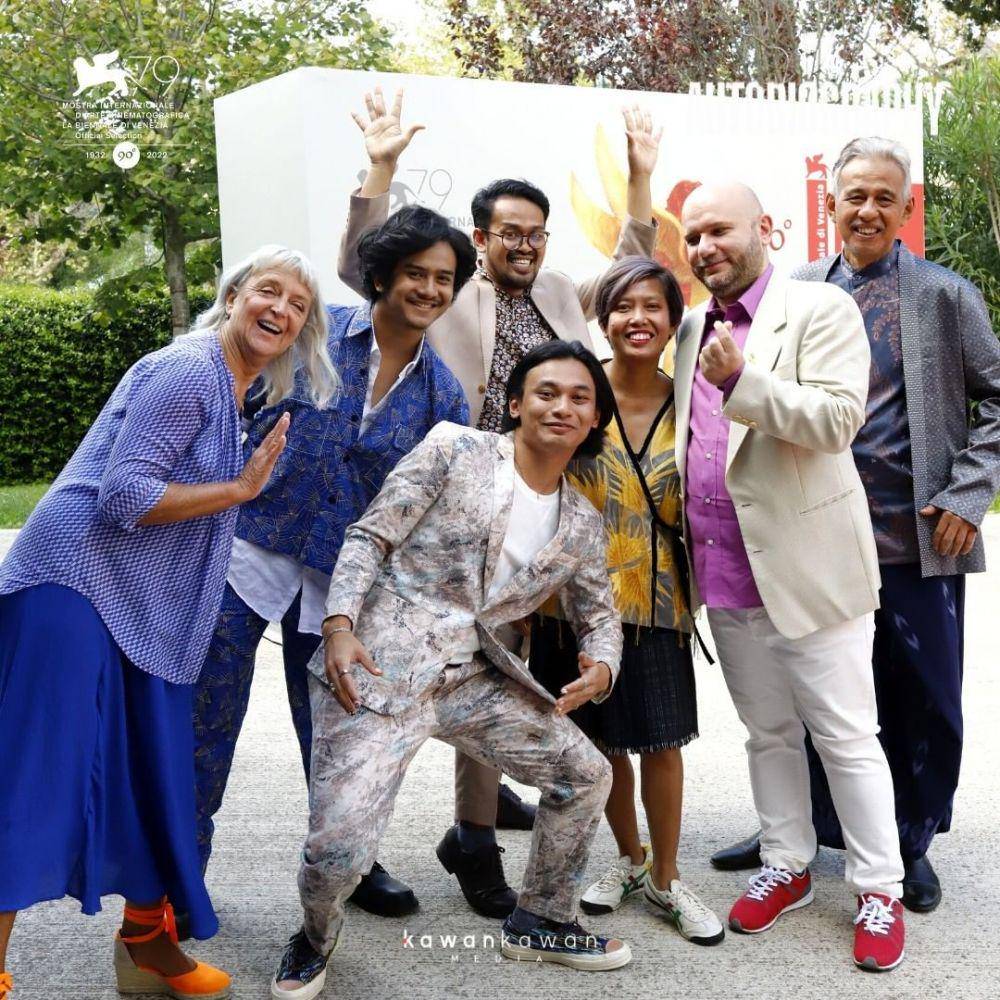 potret kru dan pemeran film Autobiography di Venice International Film Festival ke-79 (instagram.com/kawankawanmedia)