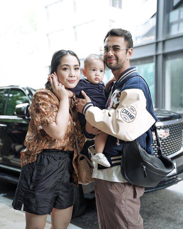 Raffi Ahmad, Nagita dan Rayyanza (instagram.com/raffinagita1717)