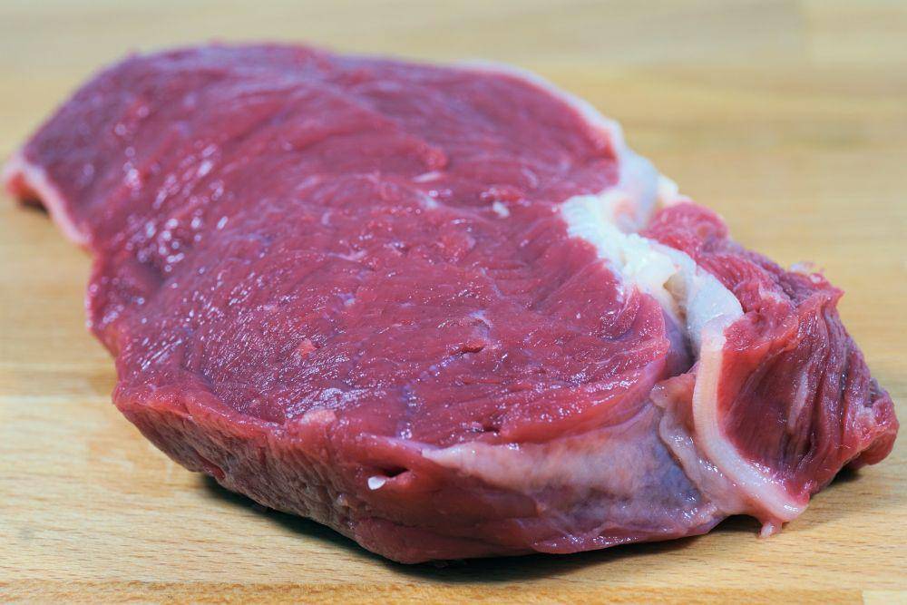 ilustrasi daging sapi yang fresh (pixabay.com/Andreas Lischka)