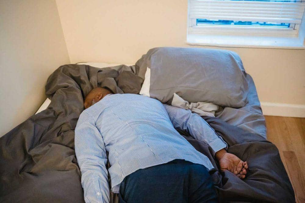 ilustrasi pemalas (pexels.com/Nicola Barts)