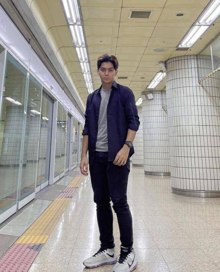 OOTD Ajil Ditto (instagram.com/ajil_ditto08)