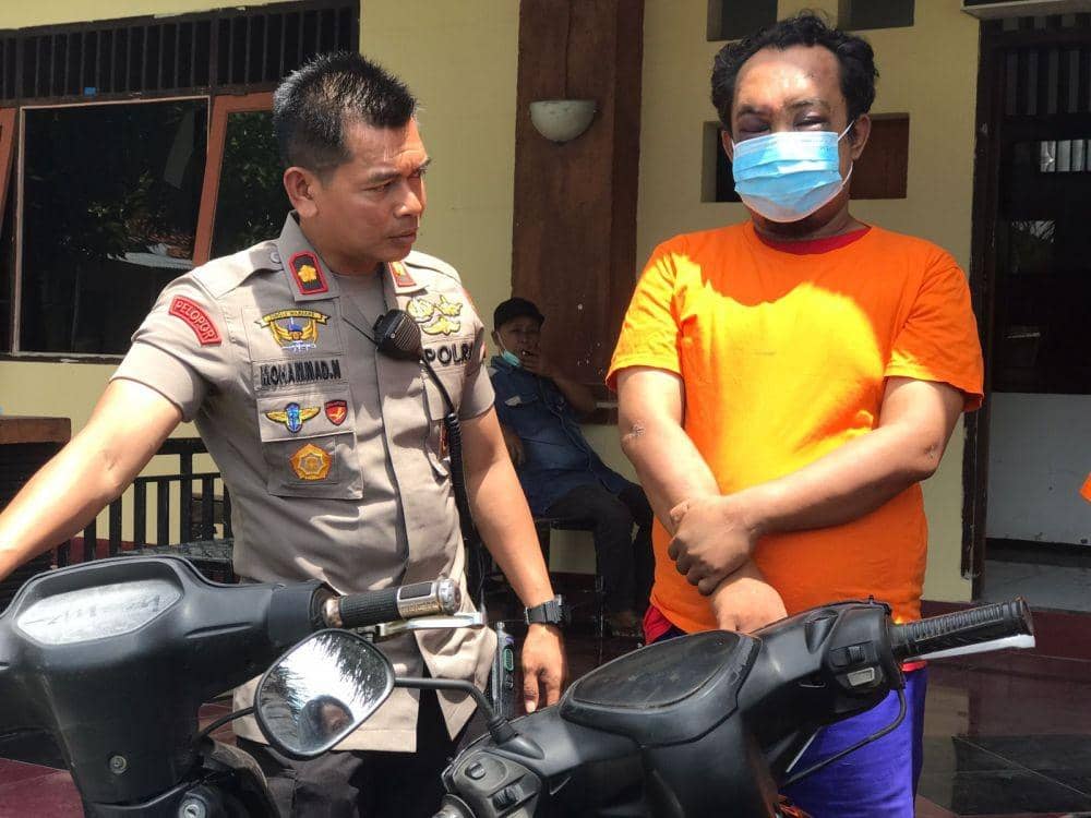 Pura-pura Salat di Masjid, Pencuri Motor di Mataram Dihakimi Massa