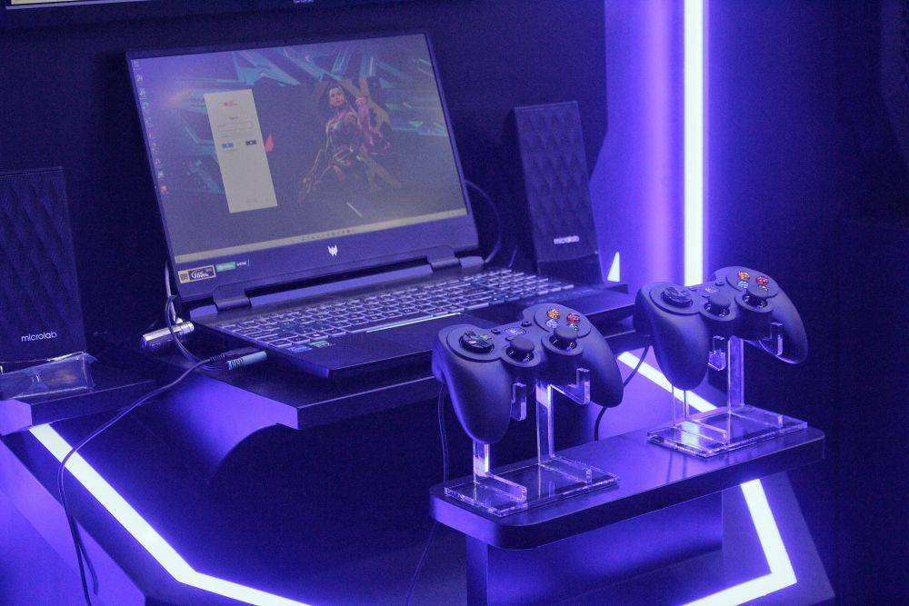 Predator Helios 300 yang memiliki performa gahar. (IDN Times/Nena Zakiah)