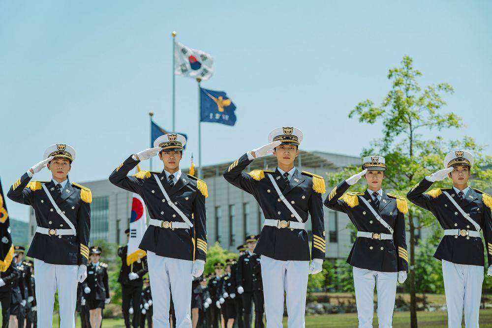 Police University (dok. Viu/Police University)