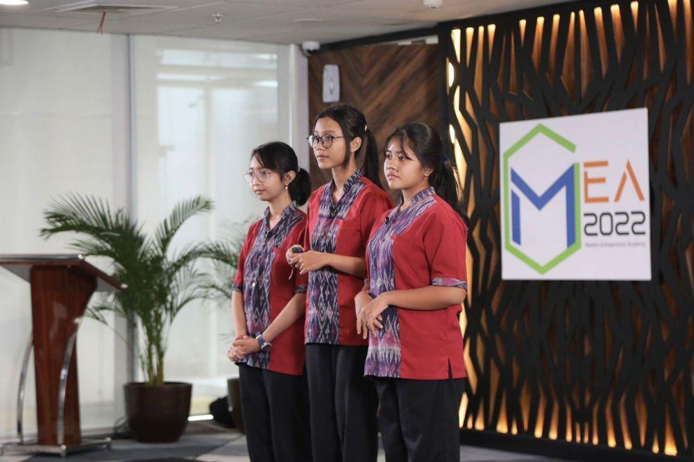 PT Permodalan Nasional Madani (PNM) bekerja sama dengan Micro Madani Institute (MMI) memberikan program pelatihan dan kompetisi kepada seluruh siswa-siswi SMK di seluruh Indonesia tentang kewirausahaan dalam program Madani Entrepreneur Academy (MEA). (Dok. PNM)