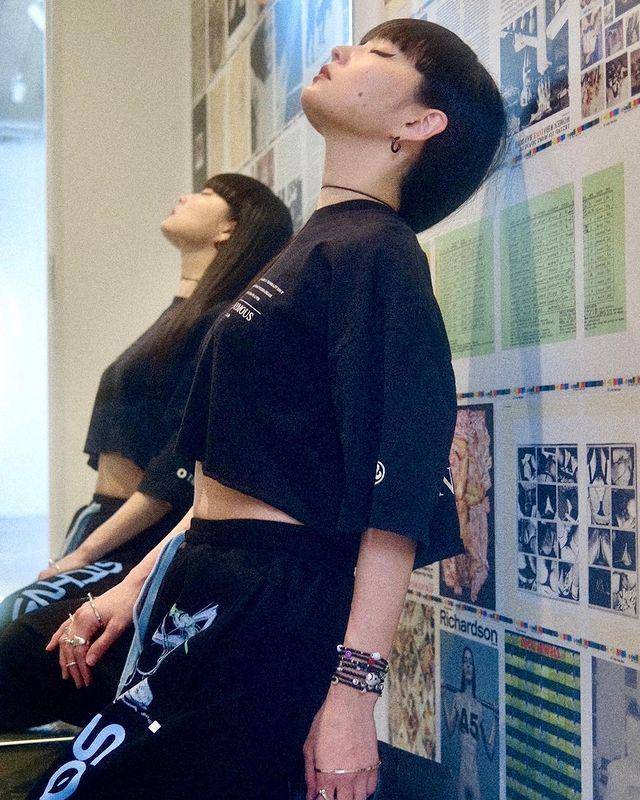 Kozue Akimoto (instagram.com/akimoto_kozue)