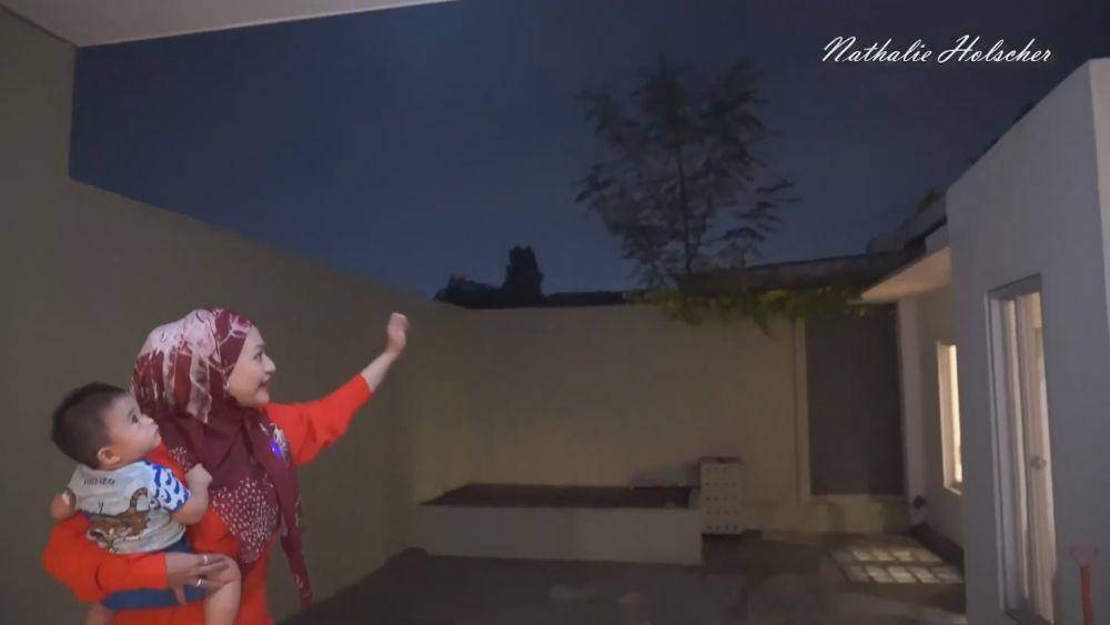 potret rumah baru Nathalie Holscher (youtube.com/nathalieholscher)