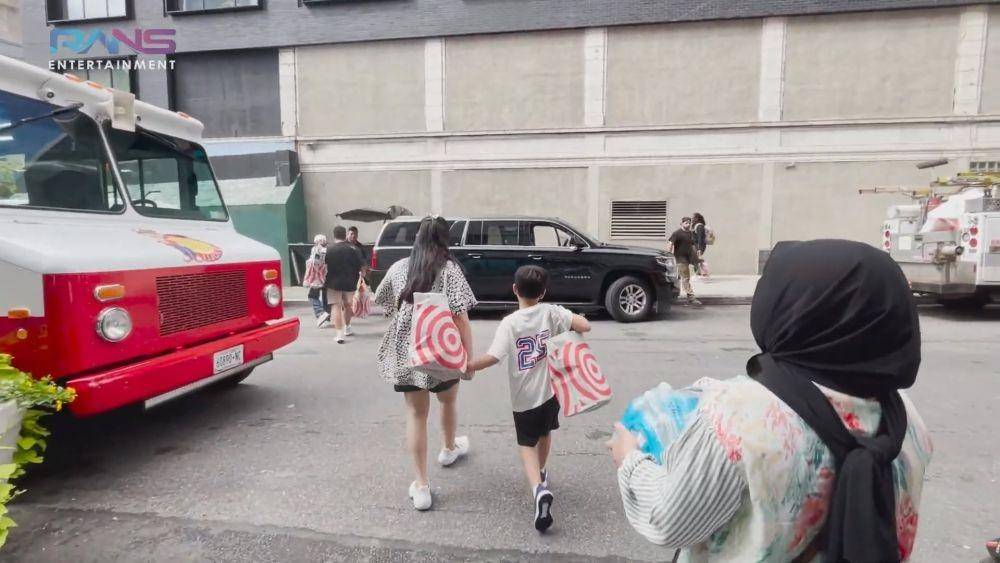 Nagita belanja di supermarket New York (youtube.com/ransentertainment)