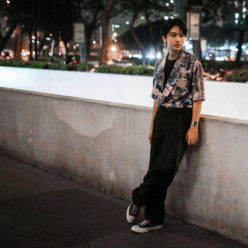 ide outfit Ari Irham (instagram.com/ariirhamm)