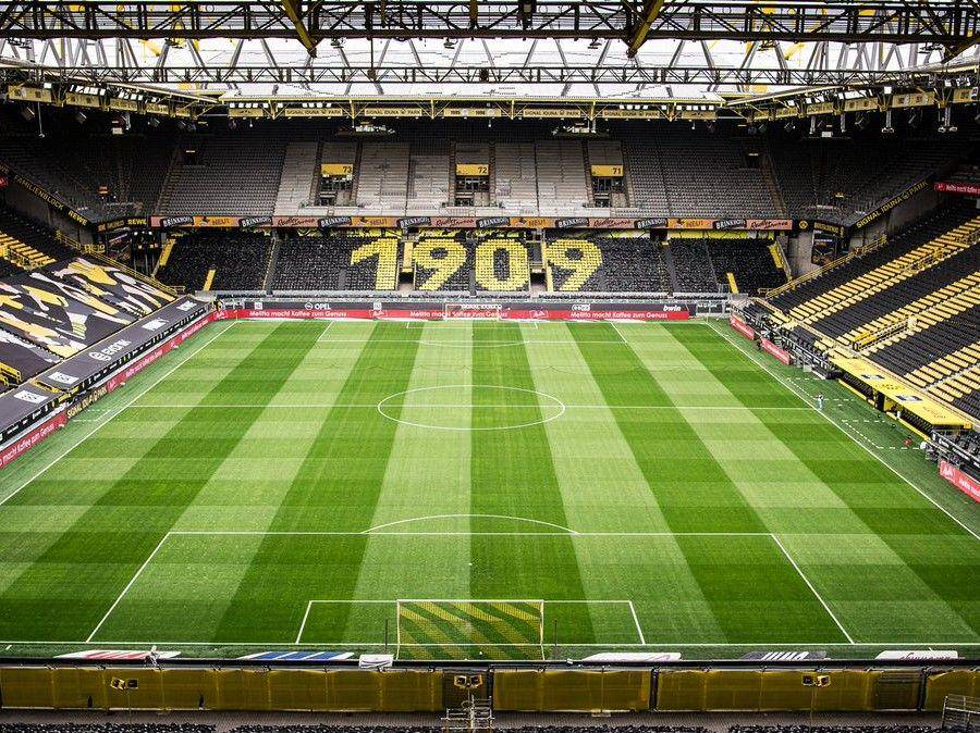 potret Signal Iduna Park (twitter.com/Bundesliga_EN)