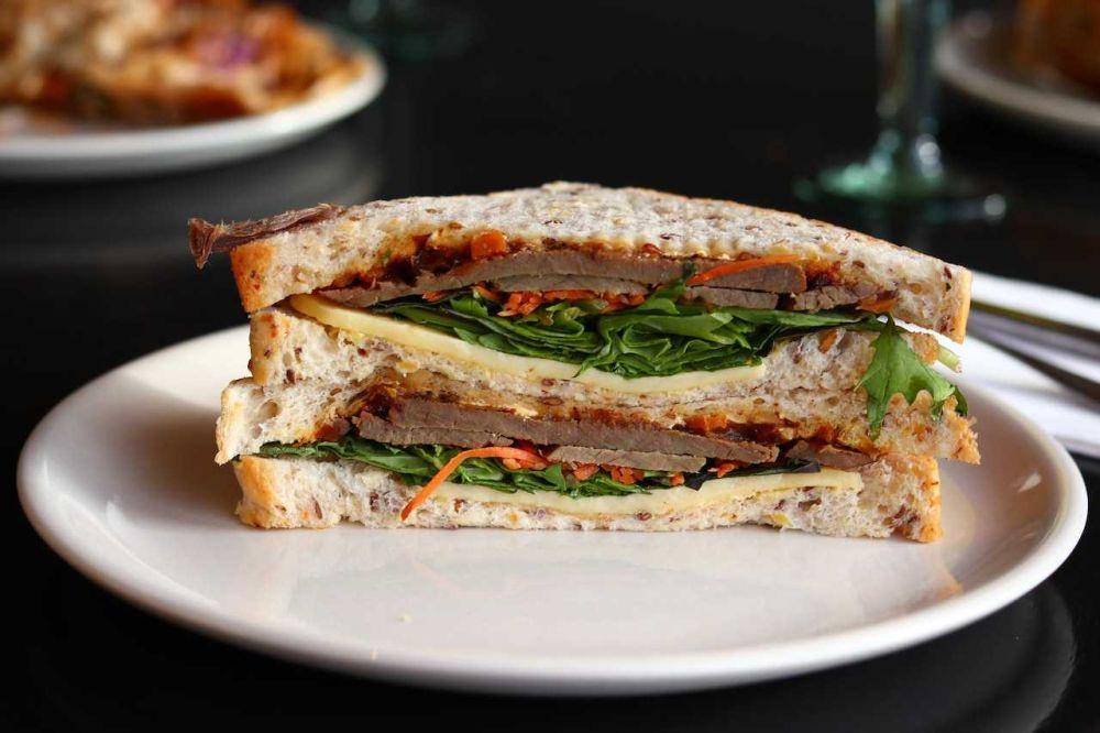 Korean sandwich (pexels.com/Erin Wang)