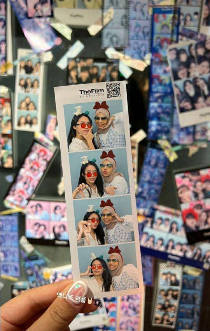 potret photobooth Dilla Jaidi saat di Korea (instagram.com/dillajaidi)