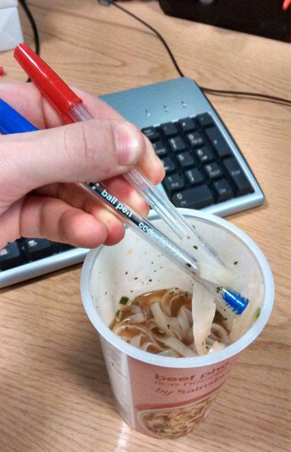 potret solusi kocak dan kreatif (imgur.com/user/OneOfUsOneOfUsOneOfUsOneOfUsOneOfUs)