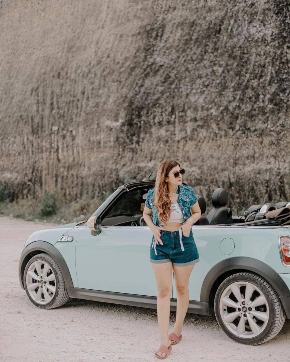 Sarah Kheil (instagram.com/sarahkheil)