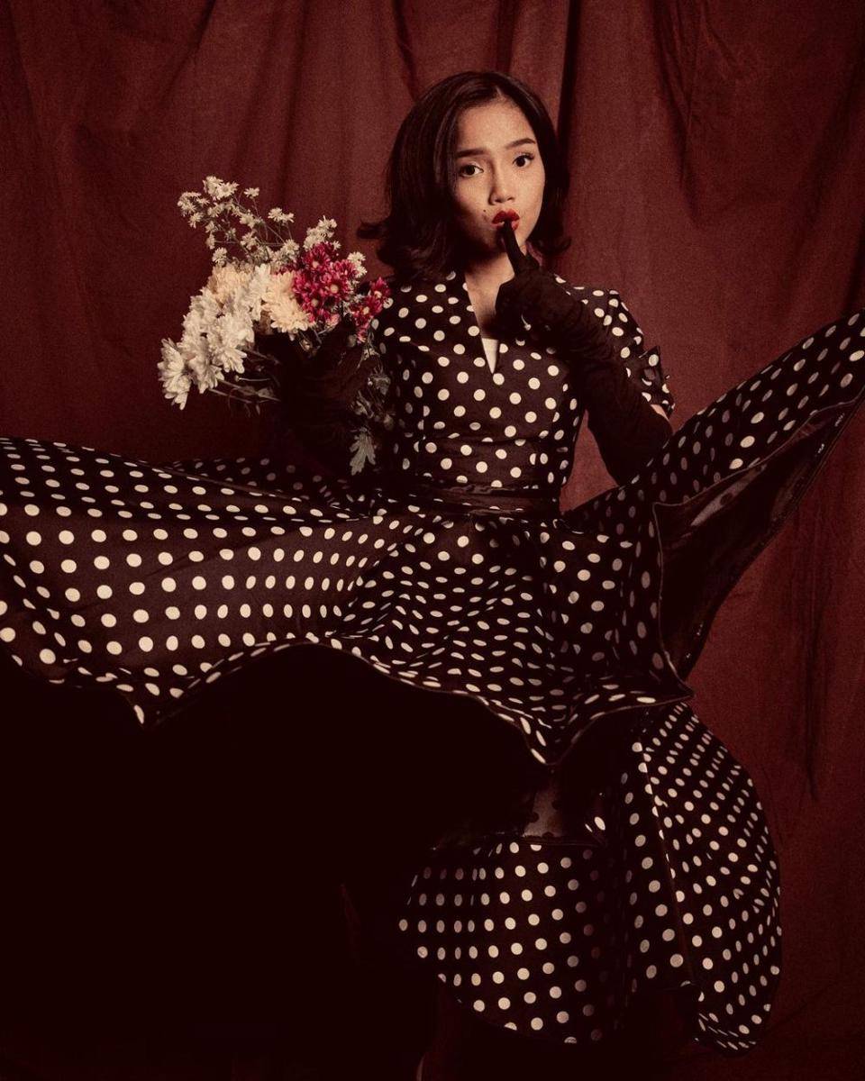 photoshoot retro Fujianti Utami (instagram.com/fuji_an)