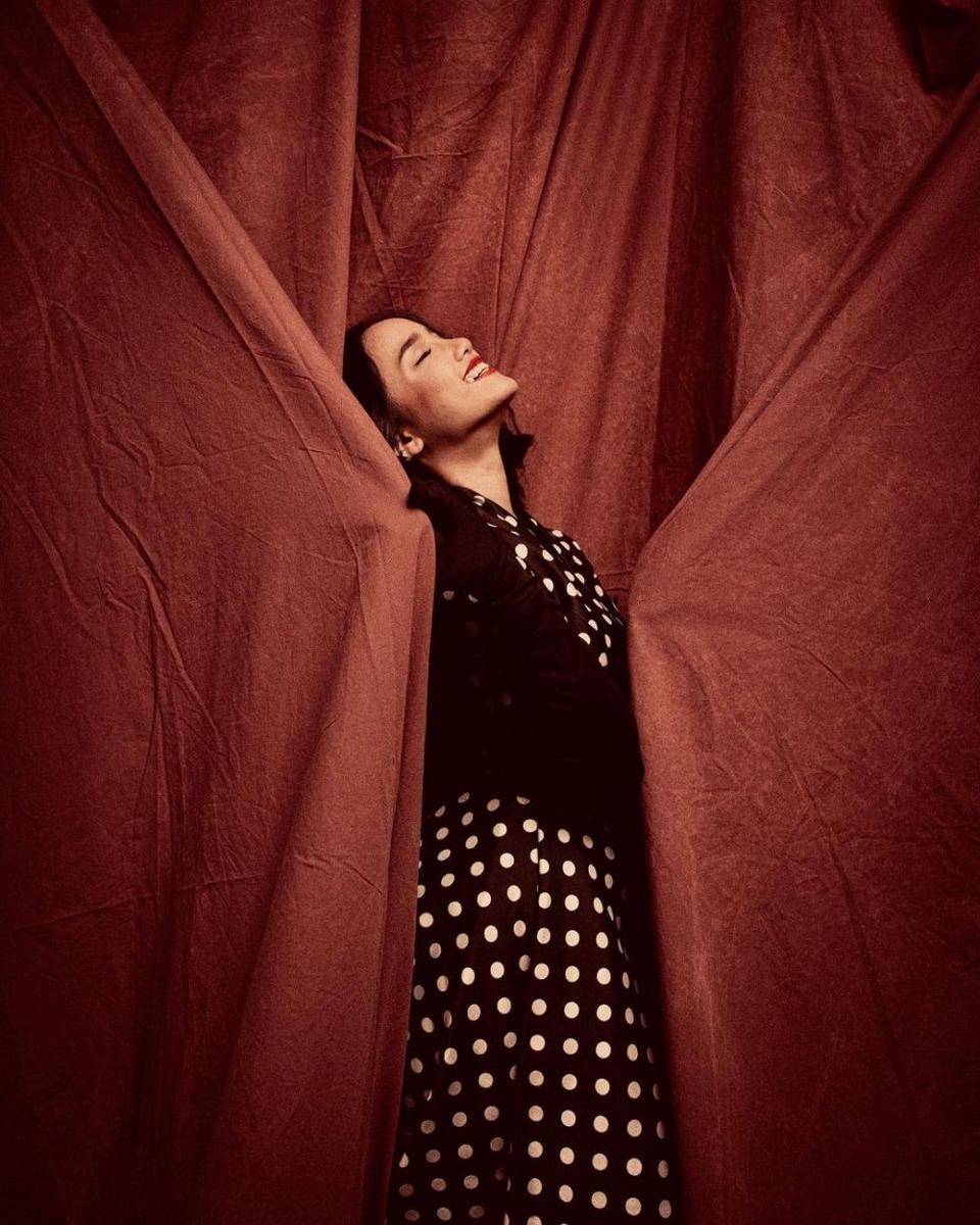 photoshoot retro Fujianti Utami (instagram.com/fuji_an)