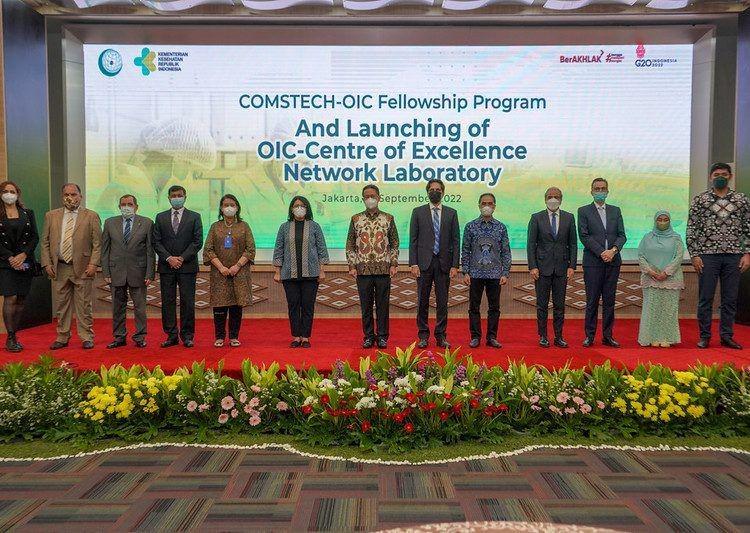 Sembuh dari COVID-19, Menkes Curhat Isolasi 16 Hari Badan Pegal