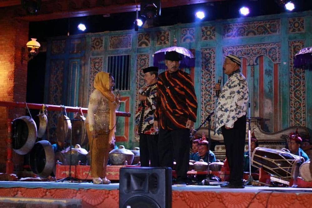 Ludruk Kartolo CS. (instagram.com/eventjawatimur)