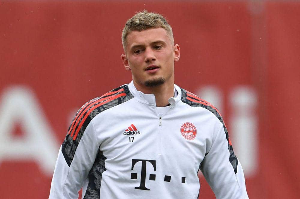 Michael Cuisance (twitter.com/imiasanmia)