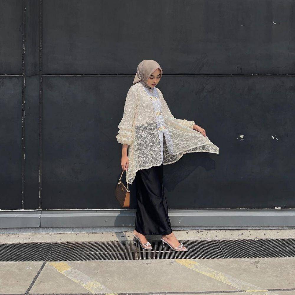 OOTD kondangan hijab paling dicari tahun 2022 (instagram.com/jihansahiraa)