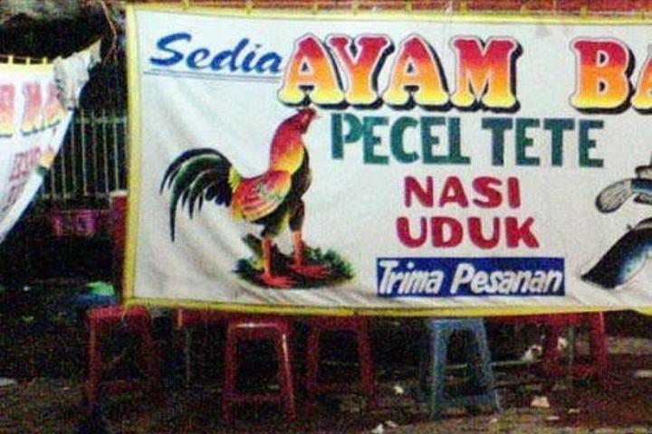 9 Potret Spanduk Pecel Lele Gak Biasa Ini Kreasinya Bikin Gagal Paham