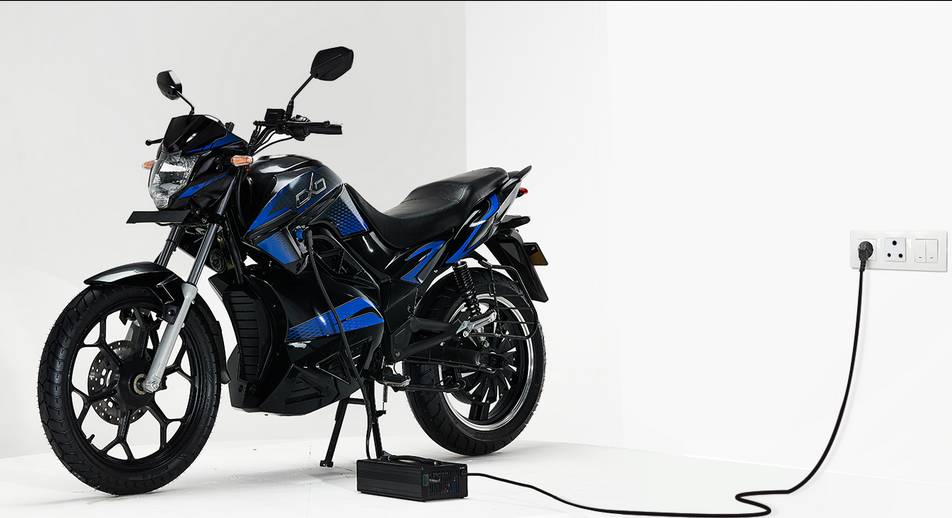 OXO Electric, motor listrik bergaya naked sport (oxo.hopelectric.in)