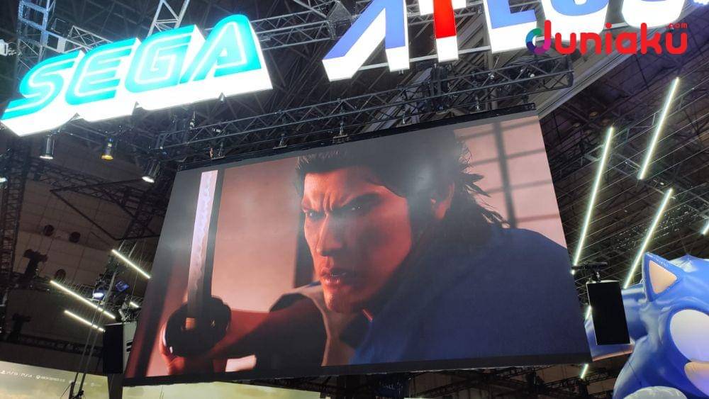Video Like a Dragon: Ishin! di booth SEGA. (Duniaku.com/Dimas Ramadhan)