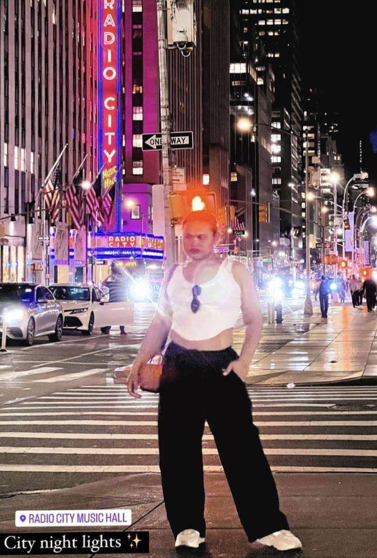 Wanda Hara di NYFW 2022 (instagram.com/wanda_haraa)