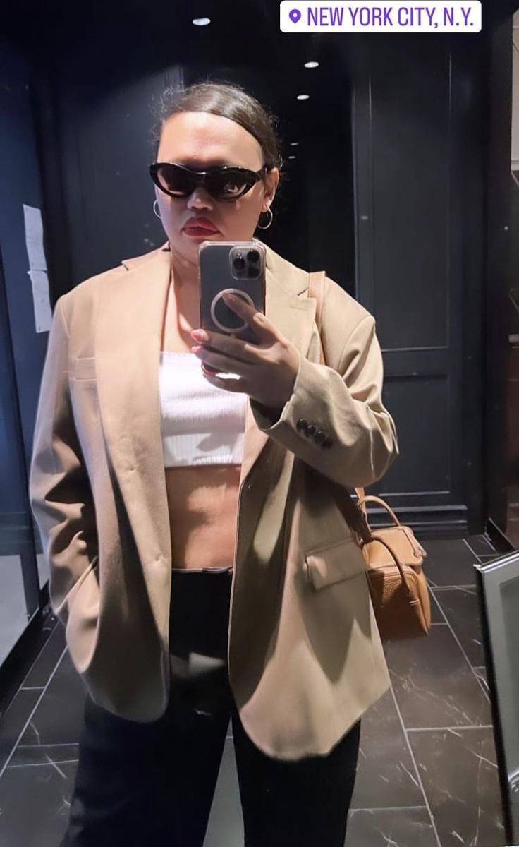 Wanda Hara di NYFW 2022 (instagram.com/wanda_haraa)