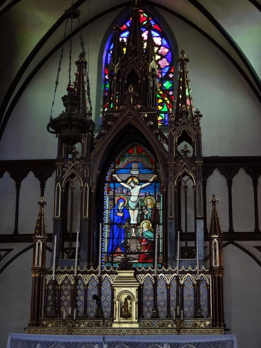 potret altar di dalam Gereja Oura (Masoud Akbari, CC BY-SA 3.0, via Wikimedia Commons)