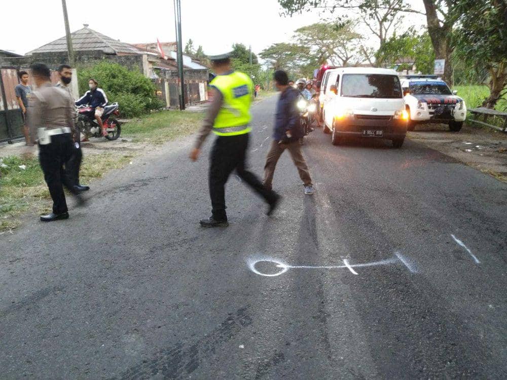 TKP kecelakaan lalu lintas di Jalan Imogiri Timur, Denokan, Trimulyo, Jetis, Bantul, Kamis (15/9/2022). (Dok. Polres Bantul)