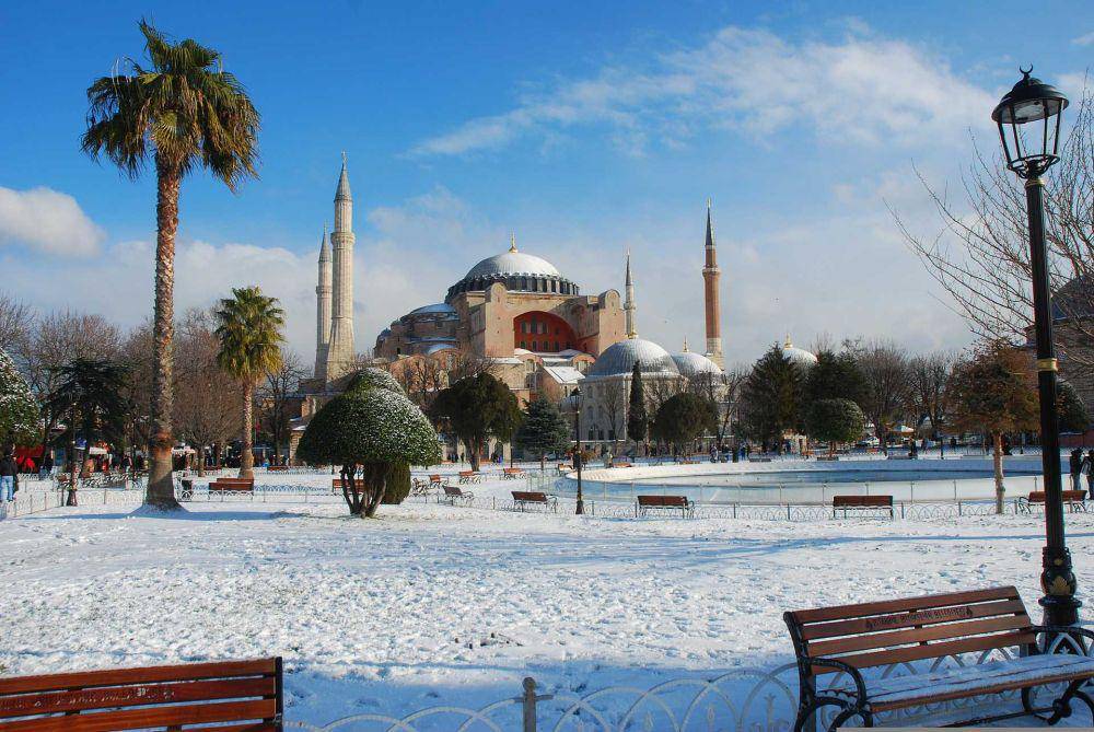 Hagia Sophia (pixabay.com/vedatzorluer)