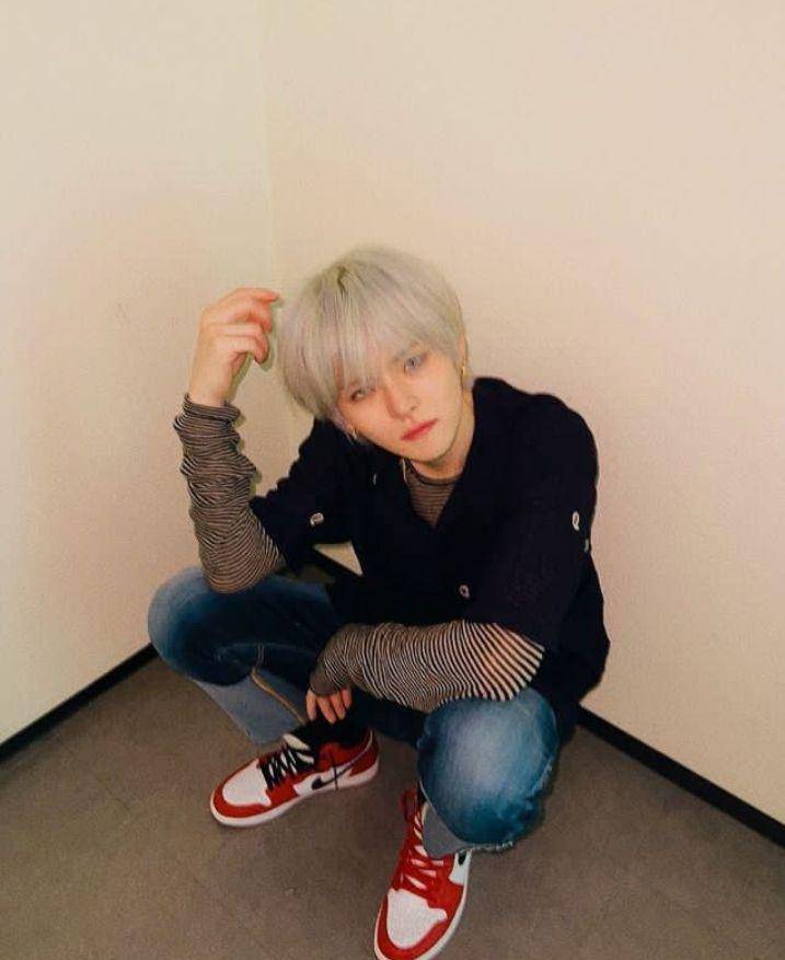 OOTD ala Yoshi TREASURE (instagram.com/yg_treasure_official)