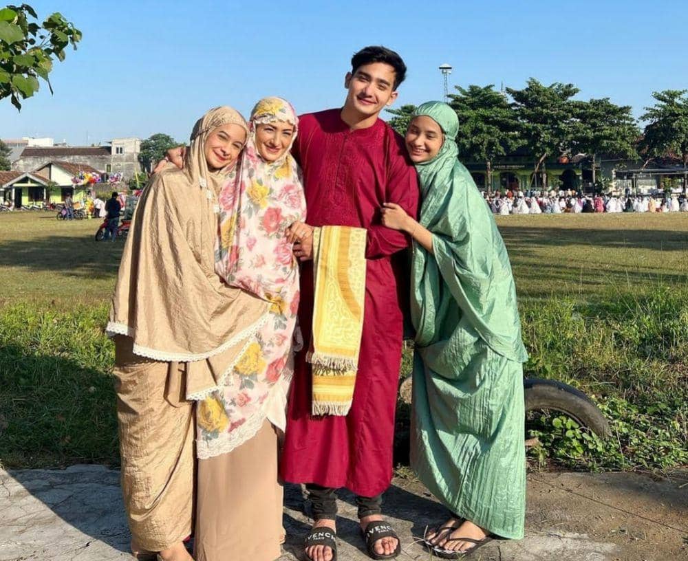potret keluarga Mahdy Reza (instagram.com/mahdyrez)