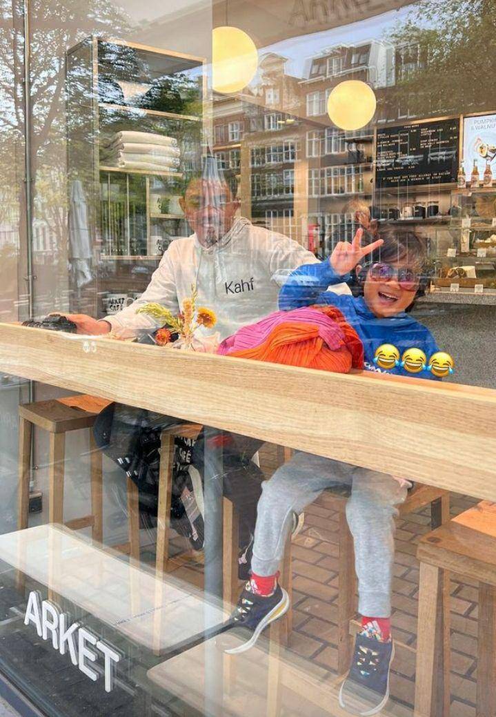 Potret Sekala dan papa. Instagram.com/ayudiac