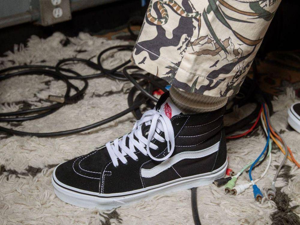 Vans Sk8hi BW (instagram/vans.indo)