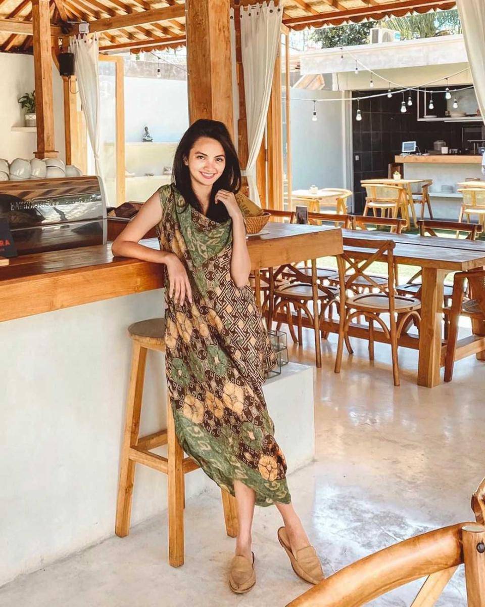 OOTD Dress ala Sabrina(instagram.com/sabrinaanggraini)