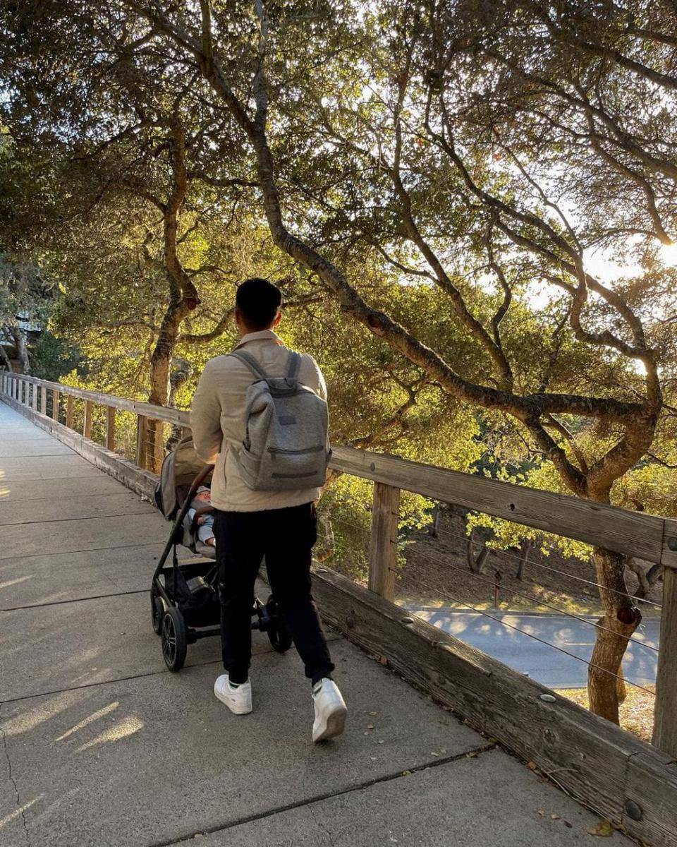 Indra Priawan dan buah hati (instagram.com/nikitawillyofficial94)