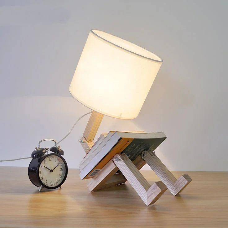 lampu tidur estetik bernuansa hangat (instagram.com/vita_noorgallery)