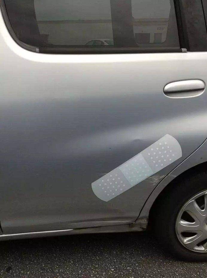 ide nyeleneh perbaiki mobil (facebook.com/officialgarasi)