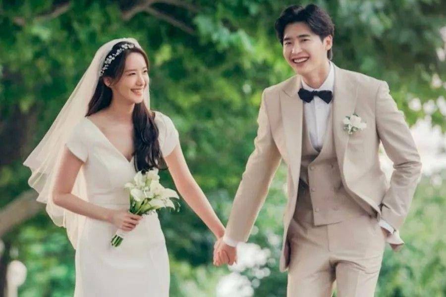 Yoona dan Lee Jong Suk di Big Mouth (instagram.com/mbcdrama_now)