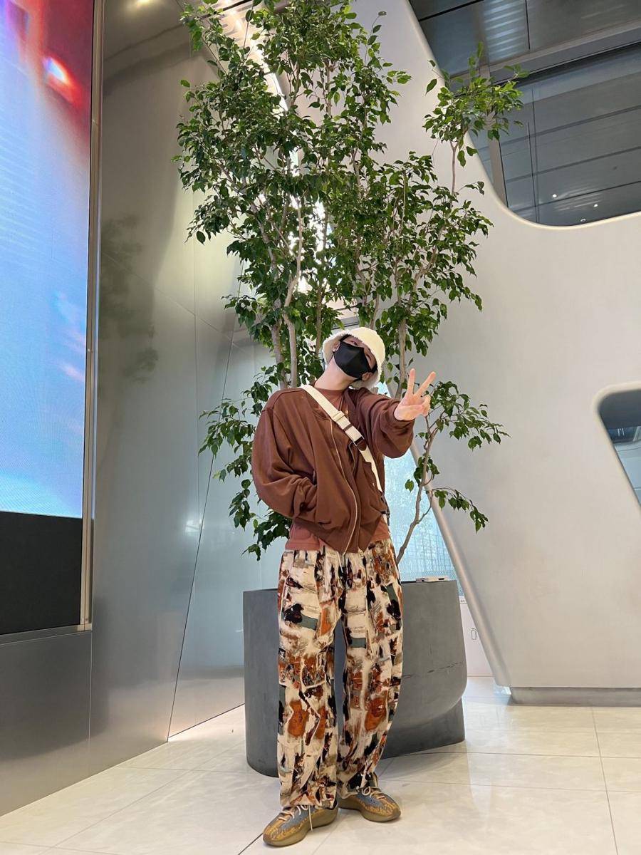 OOTD ala Doyoung TREASURE (twitter.com/treasuremembers)