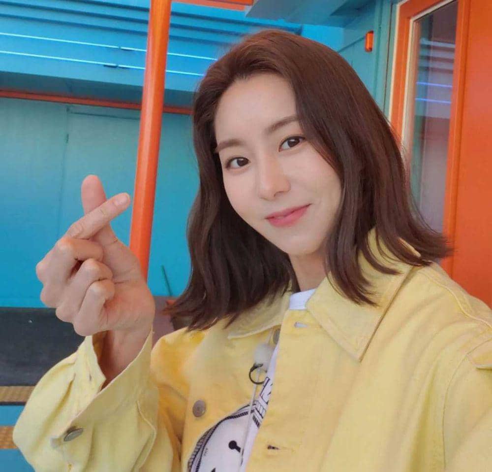 Uee (instagram.com/kim_uieing49)