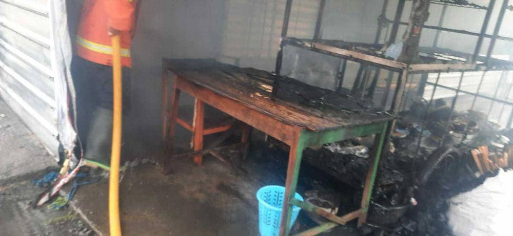 Warung lesehan di Bantul terbakar.(Dok.BPBD Bantul)