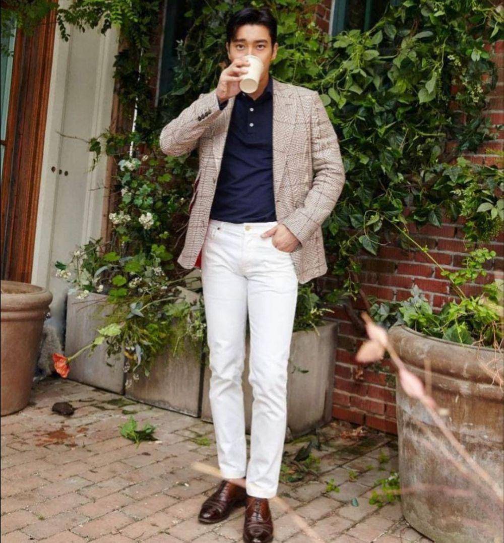Choi Siwon (instagram.com/siwonchoi/)