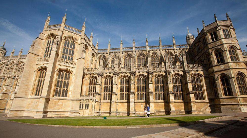 Potret Kapel St. George di Windsor Castle (rct.uk)